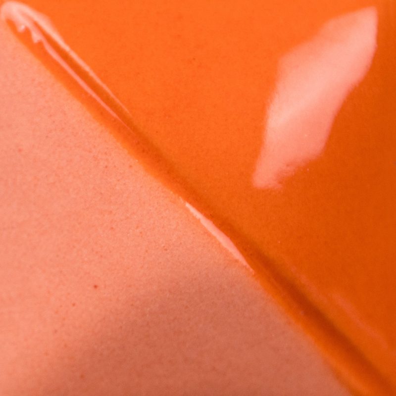 UG-204 Cone 06